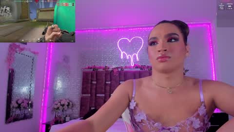 Snapshot of kylievictoria_ chatting on January 22, 5:05 am Kylie online show from January 22, 5:05 am