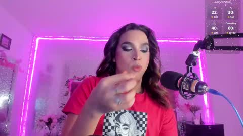 Snapshot of kylievictoria_ chatting on February 24, 4:16 am Kylie online show from February 24, 4:16 am