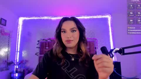 Snapshot of kylievictoria_ chatting on March 9, 4:49 am Kylie online show from March 9, 4:49 am