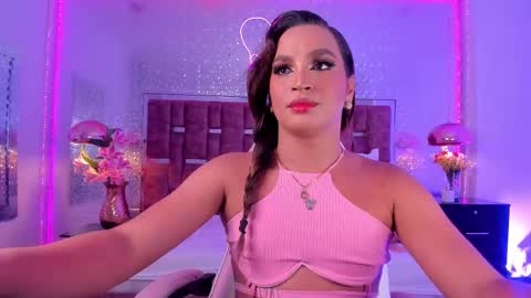 Snapshot of kylievictoria_ chatting on September 20, 4:51 am Kylie online show from September 20, 4:51 am