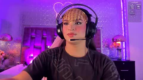 Kylie online show from December 5, 5:23 am