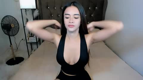 lady_moriseth online show from April 5, 4:43 am