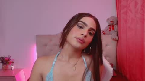 Snapshot of lailahdark chatting on October 7, 4:13 am Camila online show from October 7, 4:13 am