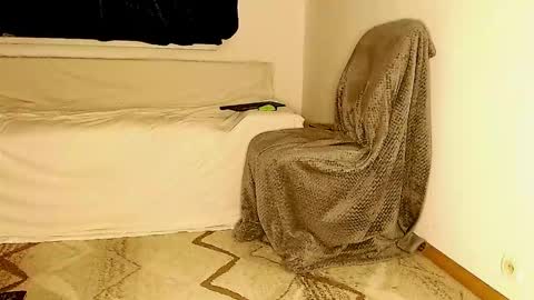 LalaMy online show from October 10, 2:18 pm