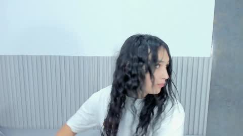 Lana online show from January 25, 8:10 pm