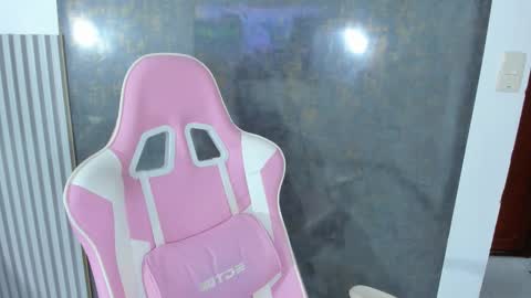 Lana online show from March 7, 8:48 pm