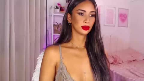 Snapshot of lanadel_hilton chatting on September 9, 1:37 am Lana online show from September 9, 1:37 am