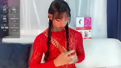 Laura online show from February 15, 8:02 am