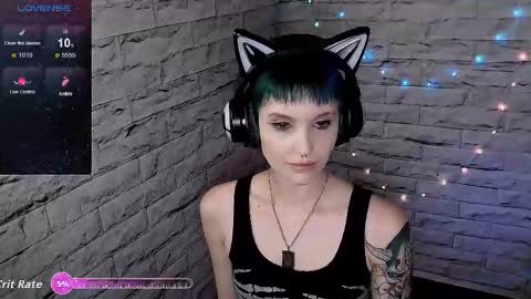 Eva online show from October 21, 3:57 pm