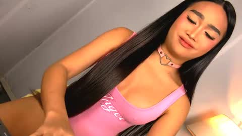 chloe3 online show from July 4, 10:53 am