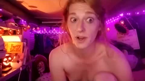 LesleyGumGrass- The Boring Trans girl online show from September 27, 8:23 am
