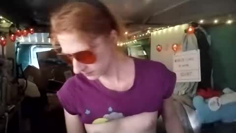 LesleyGumGrass- The Boring Trans girl online show from April 22, 12:23 pm