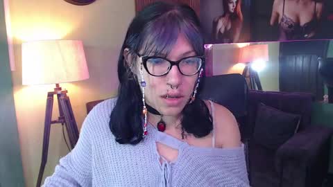 lilith  online show from April 6, 12:27 pm