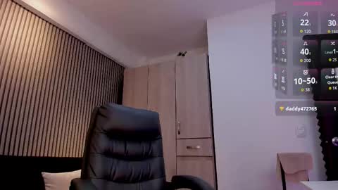 lily_cash1 online show from November 11, 7:59 pm