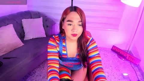 Snapshot of lissascarlett_1 chatting on October 14, 7:03 pm Lisssa online show from October 14, 7:03 pm