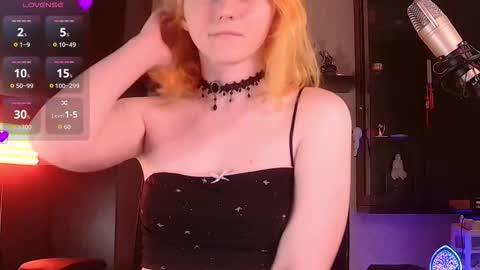 Snapshot of little_witch_sofia chatting on October 15, 7:47 pm Sofia online show from October 15, 7:47 pm