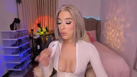 Goddess Ayumi online show from September 10, 7:07 am