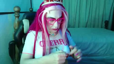 Lizi Chery Strawbery online show from April 5, 9:18 am