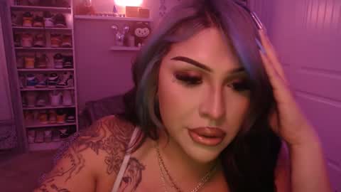 lo_cakez online show from June 9, 5:29 am