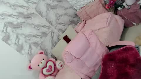 Thea online show from November 28, 11:28 pm