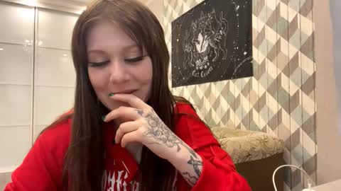 EVA online show from October 5, 6:25 am