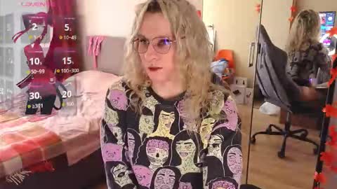 Snapshot of lori_myaf chatting on October 11, 1:13 pm Lori ----------------------------------- online show from October 11, 1:13 pm