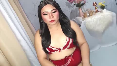 Lovely Dale online show from September 30, 2:50 pm