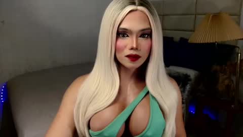 LOVELY CAREL 777 online show from November 17, 3:45 pm