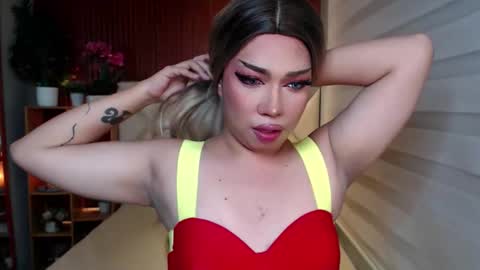 Rebeca online show from October 6, 3:45 pm