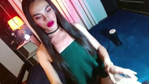 lovelymiss_shyna11 online show from February 27, 12:32 am