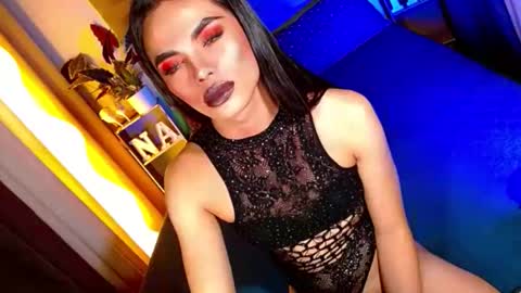 lovelymiss_shyna11 online show from June 2, 9:16 pm