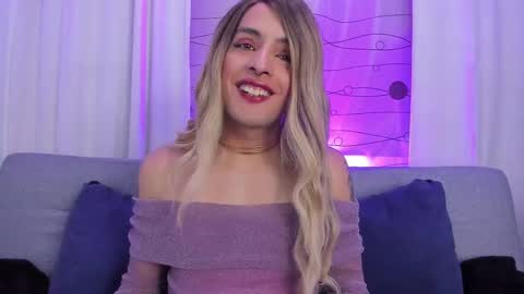 Luka Castillo online show from February 26, 6:26 am