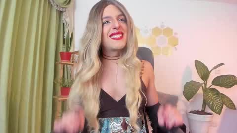 Luka Castillo online show from March 26, 2:04 am