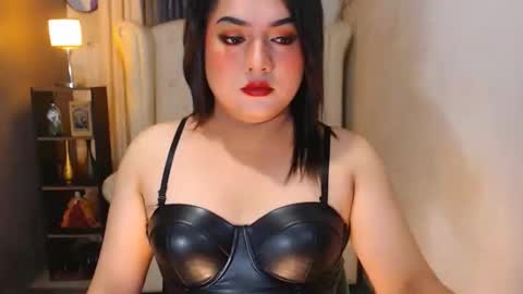 QueenBritney online show from January 12, 1:58 pm