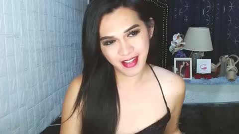 Snapshot of lustress_katalina69 chatting on February 15, 1:05 pm lustress_katalina69 online show from February 15, 1:05 pm
