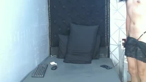 Snapshot of lustress_katalina69 chatting on October 18, 3:54 am lustress_katalina69 online show from October 18, 3:54 am