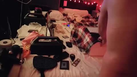 mac1119 online show from April 6, 2:43 am