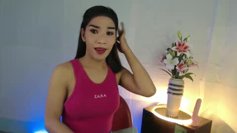 madalina1992 online show from February 7, 11:24 pm
