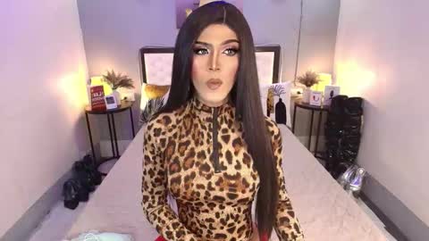 Snapshot of madnesswilxx chatting on October 19, 2:59 am Wil online show from October 19, 2:59 am