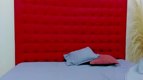 maite_smith69 online show from February 20, 12:15 pm