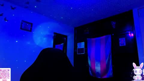   online show from April 17, 6:27 am