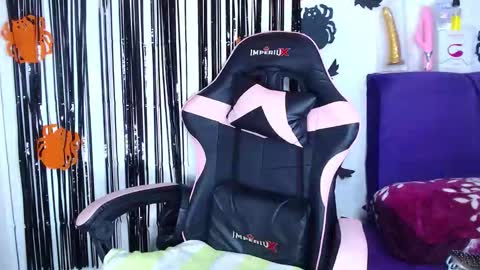 Snapshot of mandy_sugarass chatting on October 15, 8:53 pm Mandy Mosquera online show from October 15, 8:53 pm