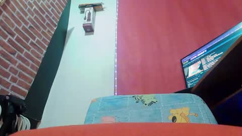 Snapshot of marfil74851 chatting on February 10, 1:24 am marfil74851 online show from February 10, 1:24 am