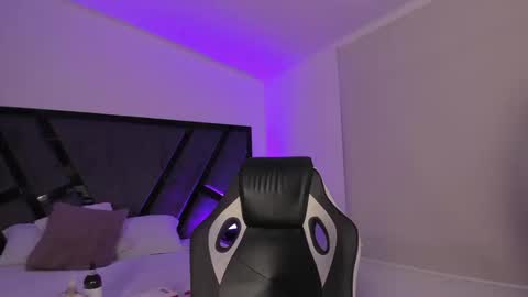 Marilyn online show from September 25, 5:03 am