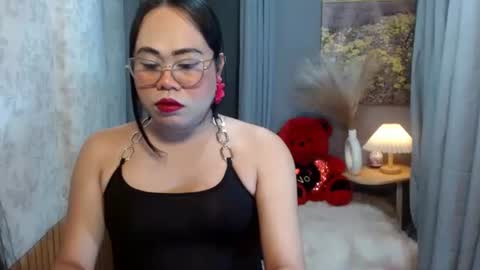 LEAH online show from March 2, 8:49 pm