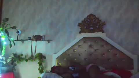 Nathaly online show from January 19, 1:21 am