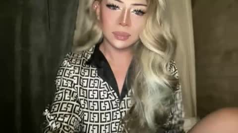 GODDESS OF ALL GODDESSES online show from December 16, 3:22 am