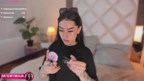 Megan online show from September 18, 2:00 pm