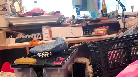 Snapshot of merelyalover chatting on January 6, 11:42 pm gurlnips online show from January 6, 11:42 pm