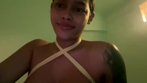 Snapshot of miapasita chatting on January 27, 4:22 pm Mia online show from January 27, 4:22 pm